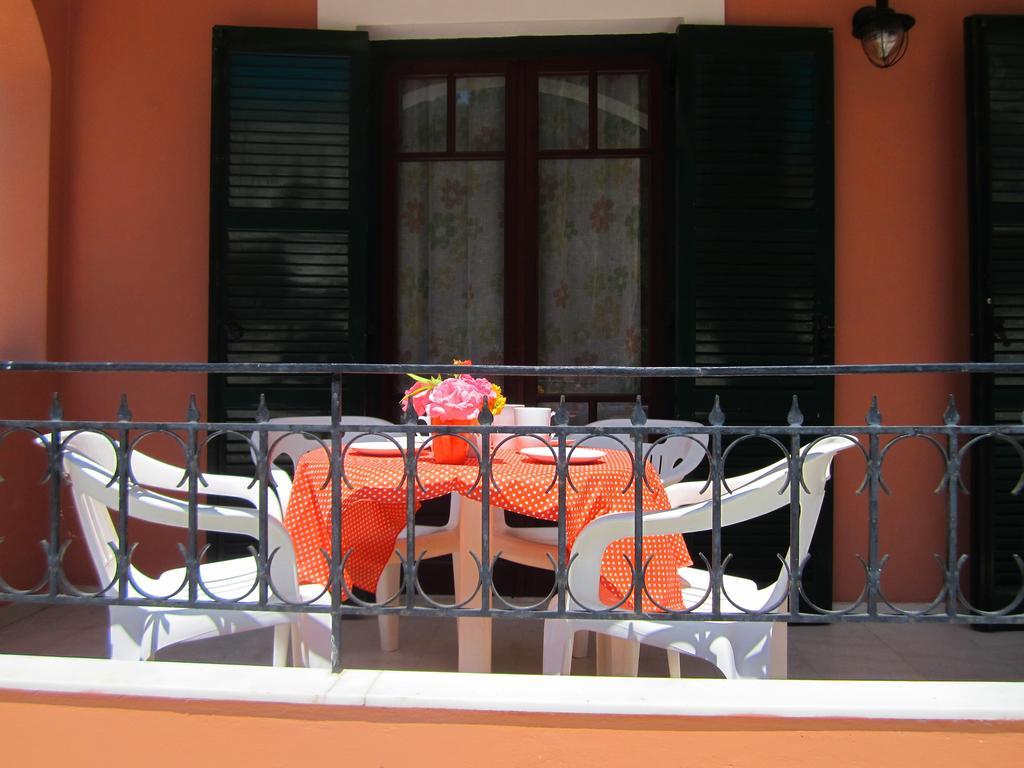 Varvara Studios & Apartments I Peroulades (Corfu) Quarto foto