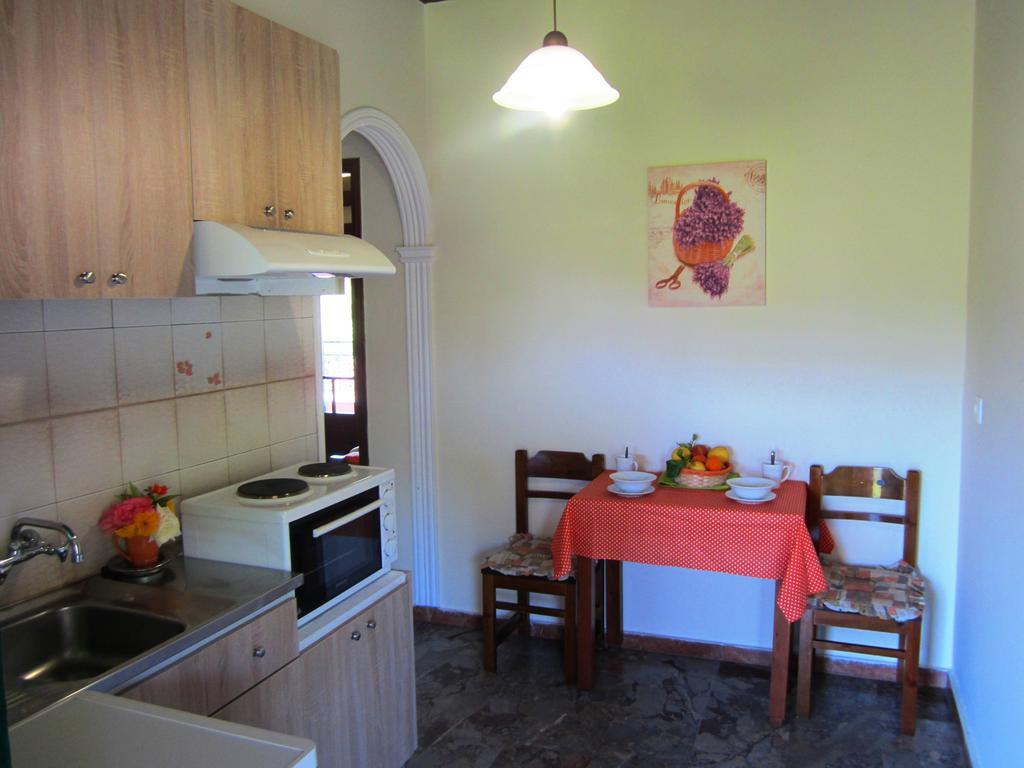 Varvara Studios & Apartments I Peroulades (Corfu) Quarto foto